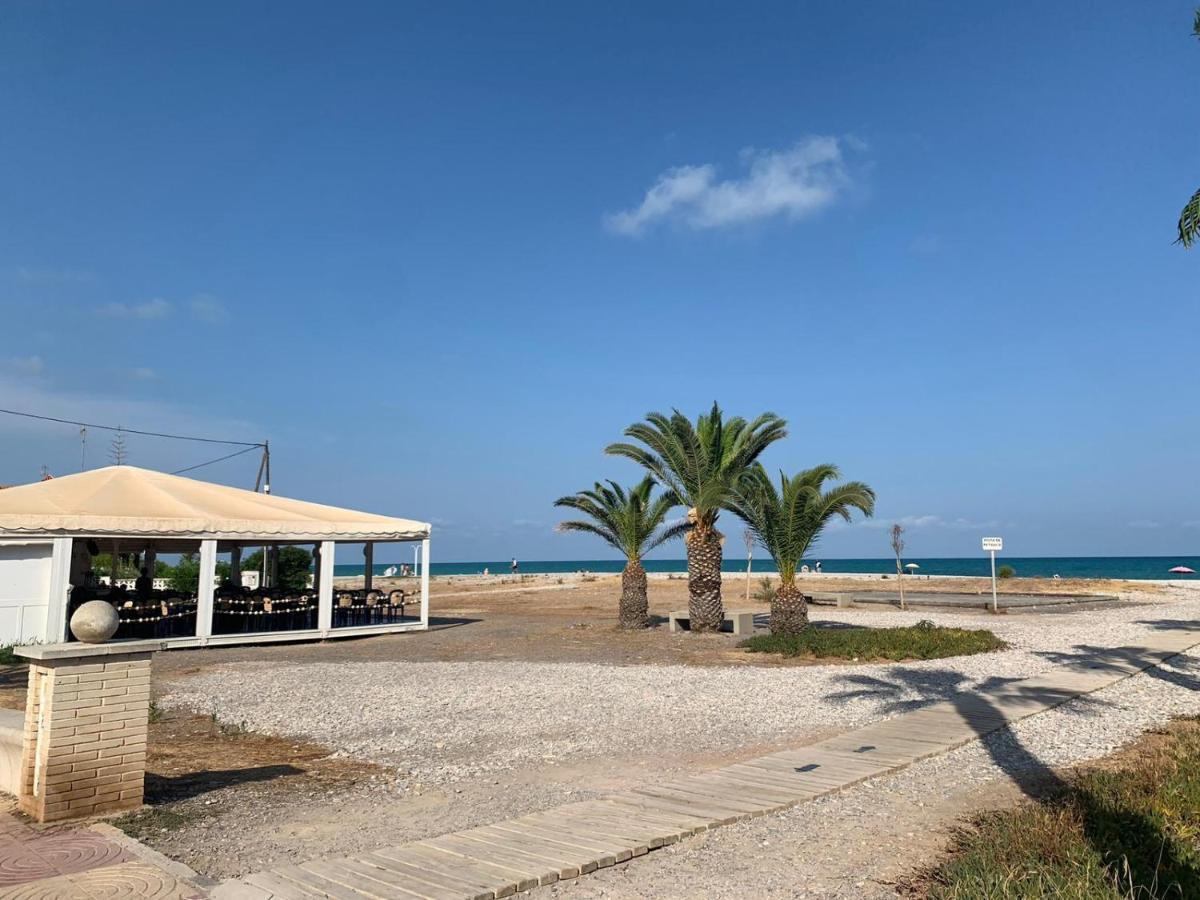 Beachfront Apartment With A Private Garden On The Ground Floor Moncófar Exteriör bild