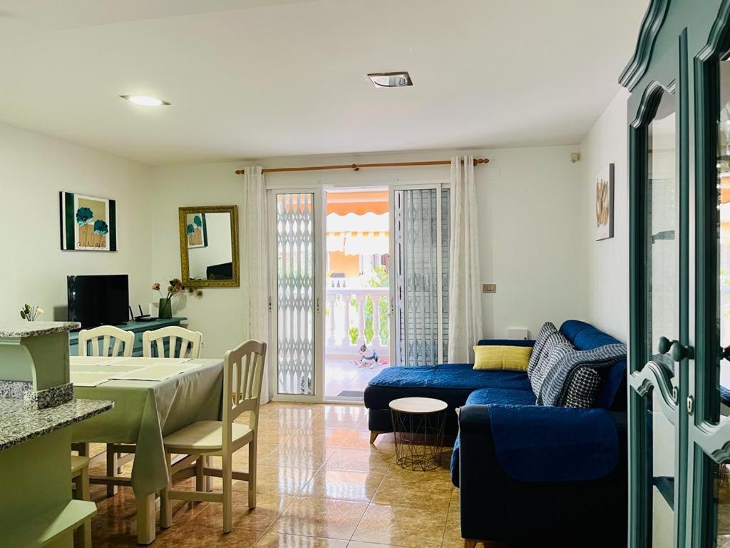 Beachfront Apartment With A Private Garden On The Ground Floor Moncófar Exteriör bild